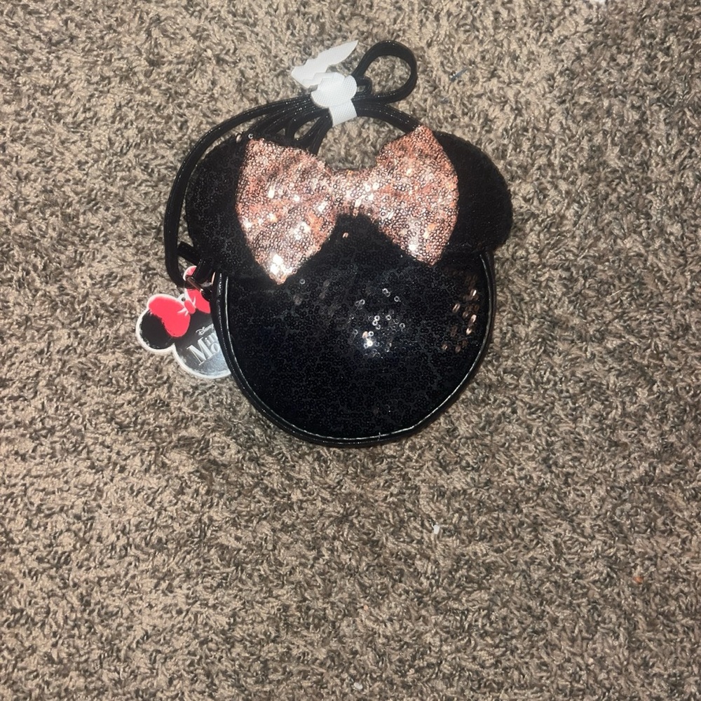 Disney Character Minnie Mouse Cross Body!!!